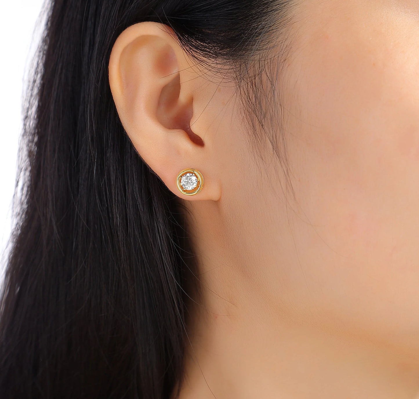 Effortless Stud Earrings- .95ctw Round