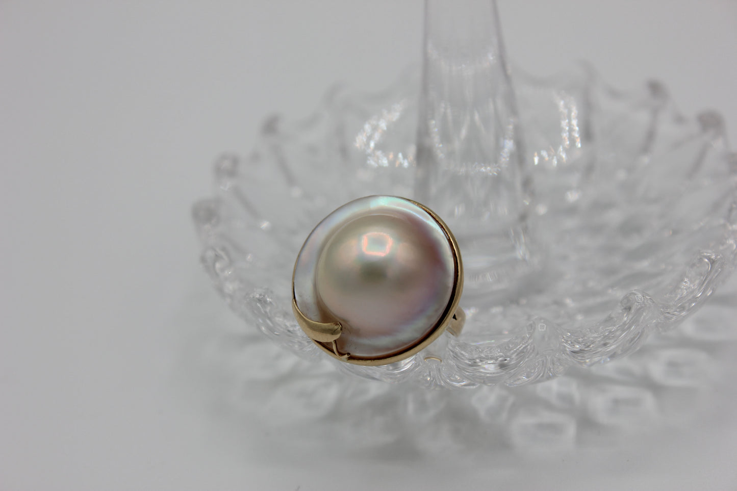 18 Ct Mabé Pearl Cocktail Ring